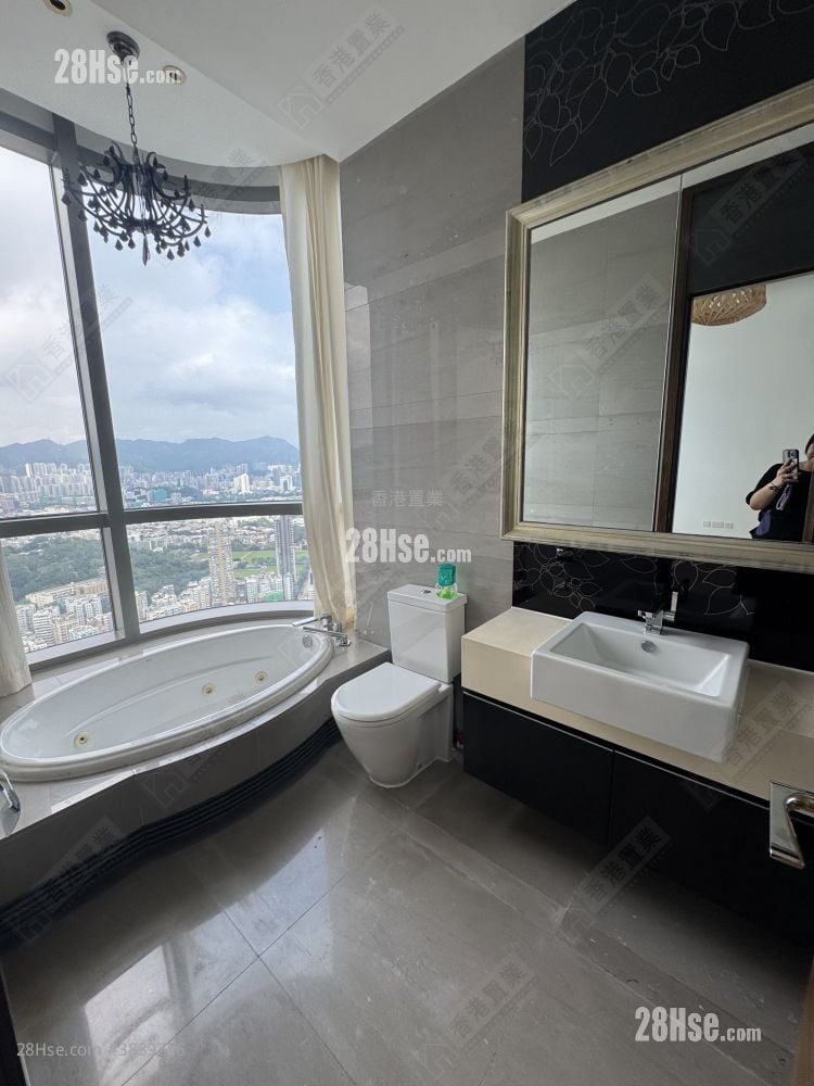Shining Heights Sell 5+ Bedrooms , 5+ Bathrooms 2,358 ft²
