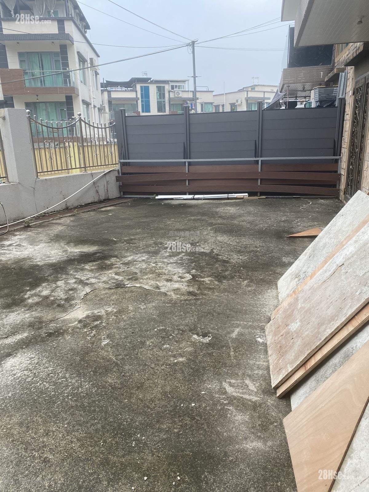 Village Sell 2 Bedrooms , 1 Bathroom 680 ft²