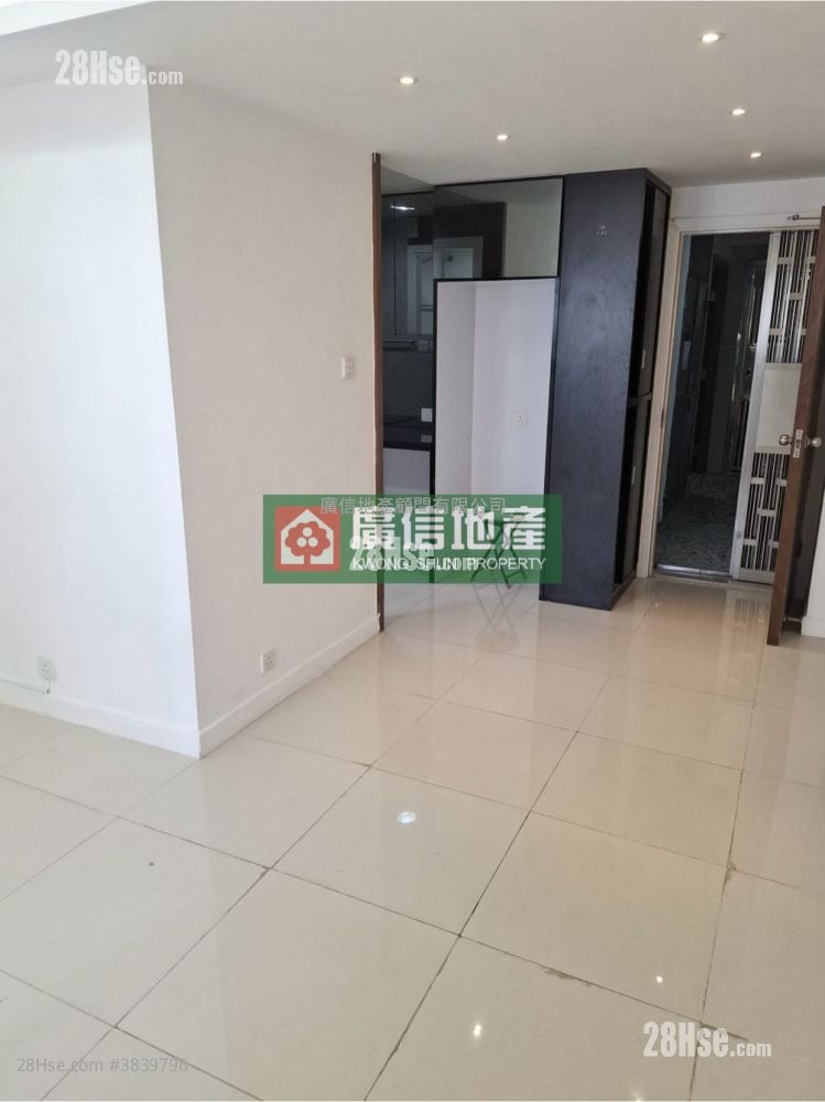 Ka Po Building Rental 2 Bedrooms , 1 Bathroom 417 ft²