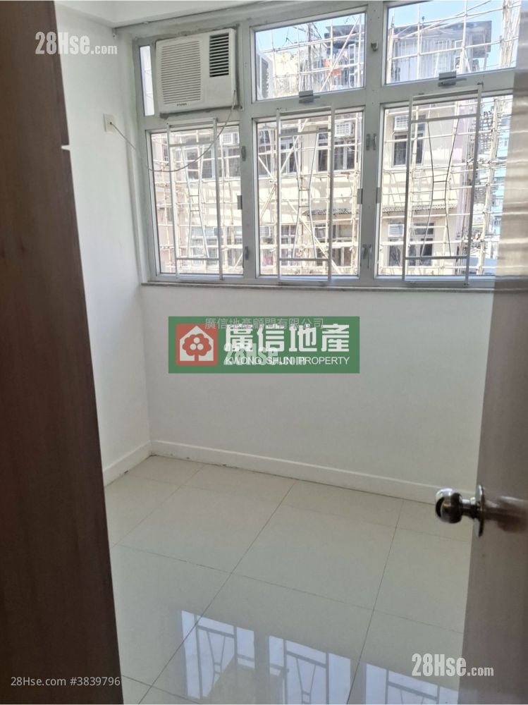Ka Po Building Rental 2 Bedrooms , 1 Bathroom 417 ft²