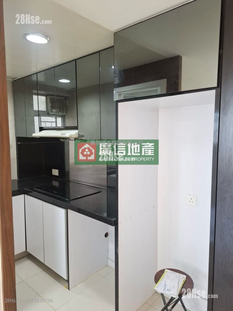 Ka Po Building Rental 2 Bedrooms , 1 Bathroom 417 ft²