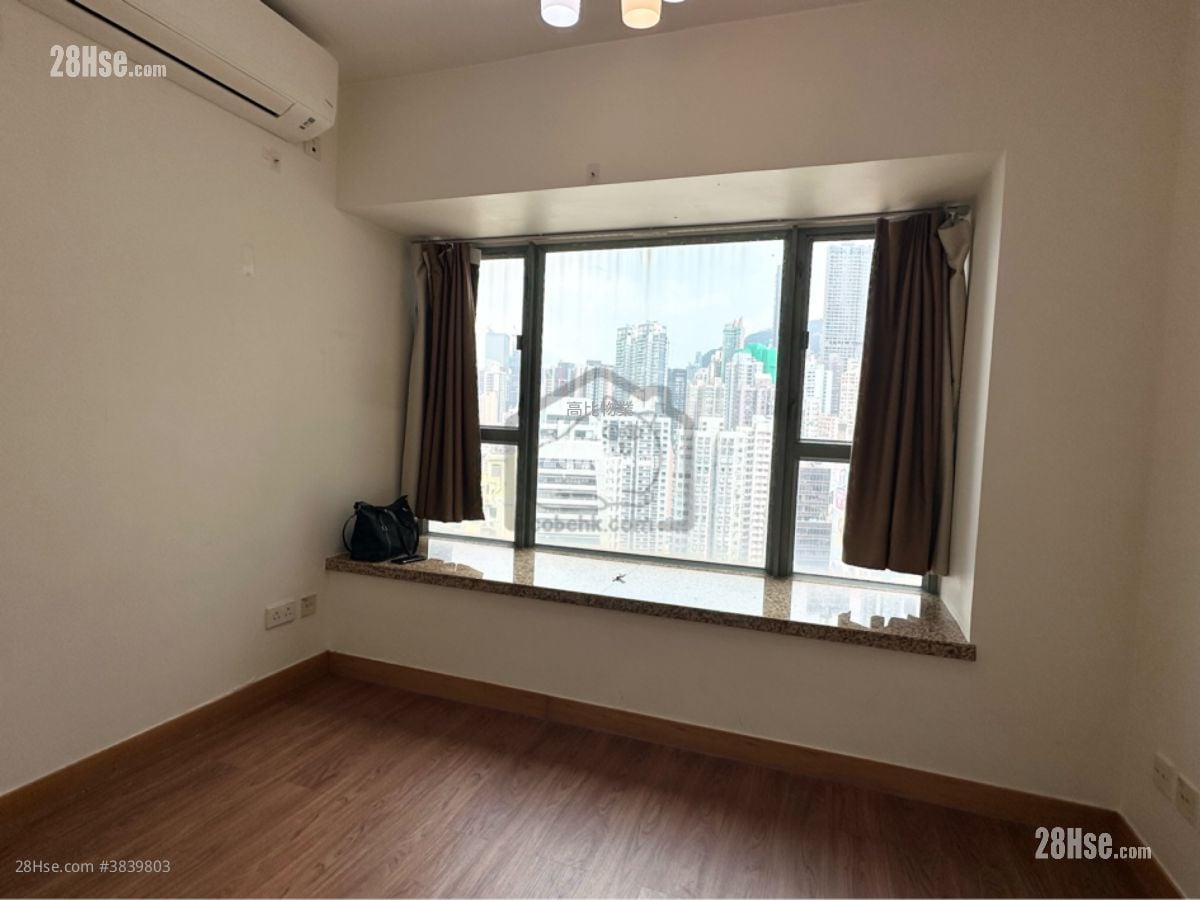 Queen's Terrace Rental 1 Bedroom , 1 Bathroom 322 ft²