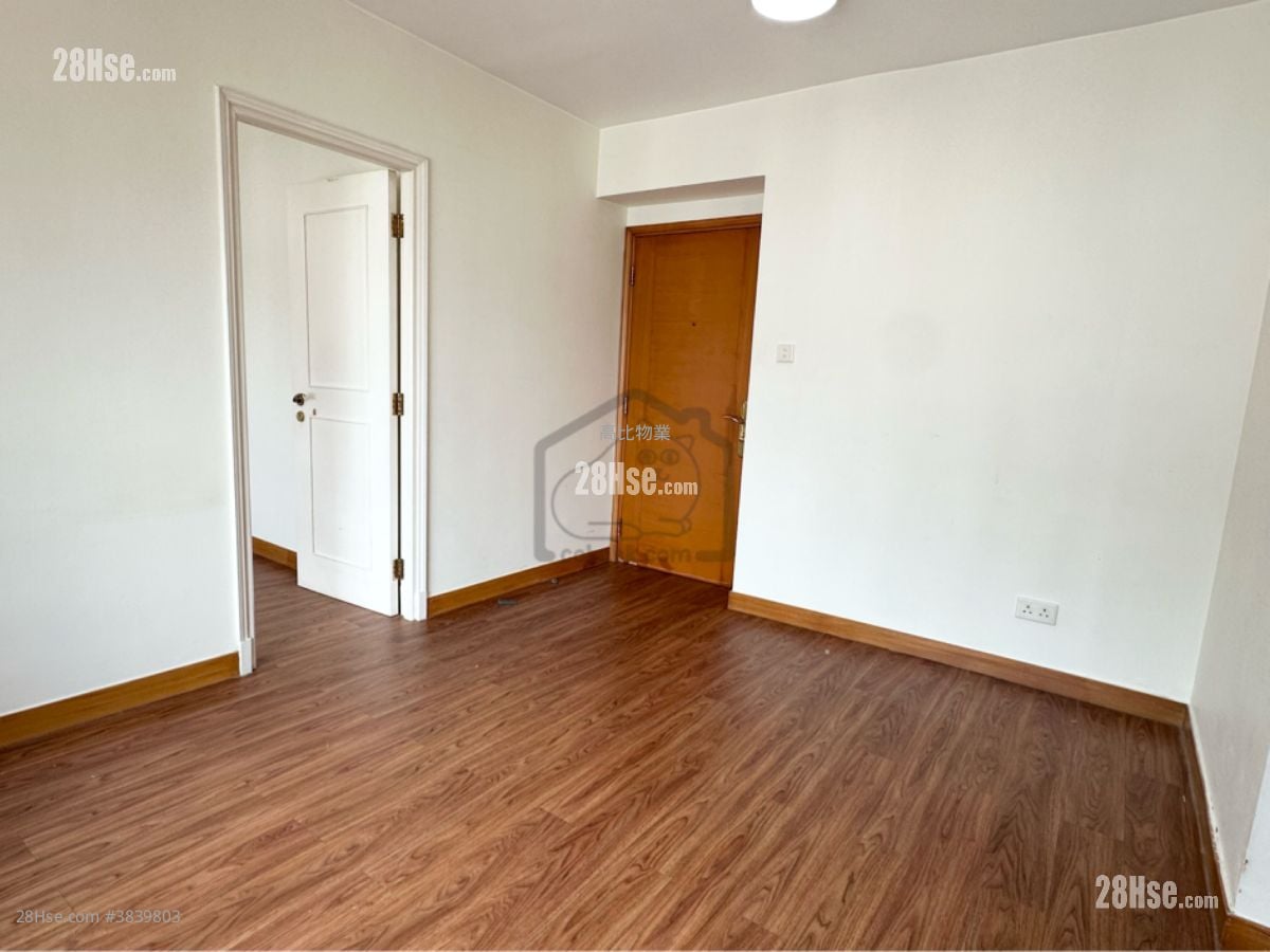 Queen's Terrace Rental 1 Bedroom , 1 Bathroom 322 ft²