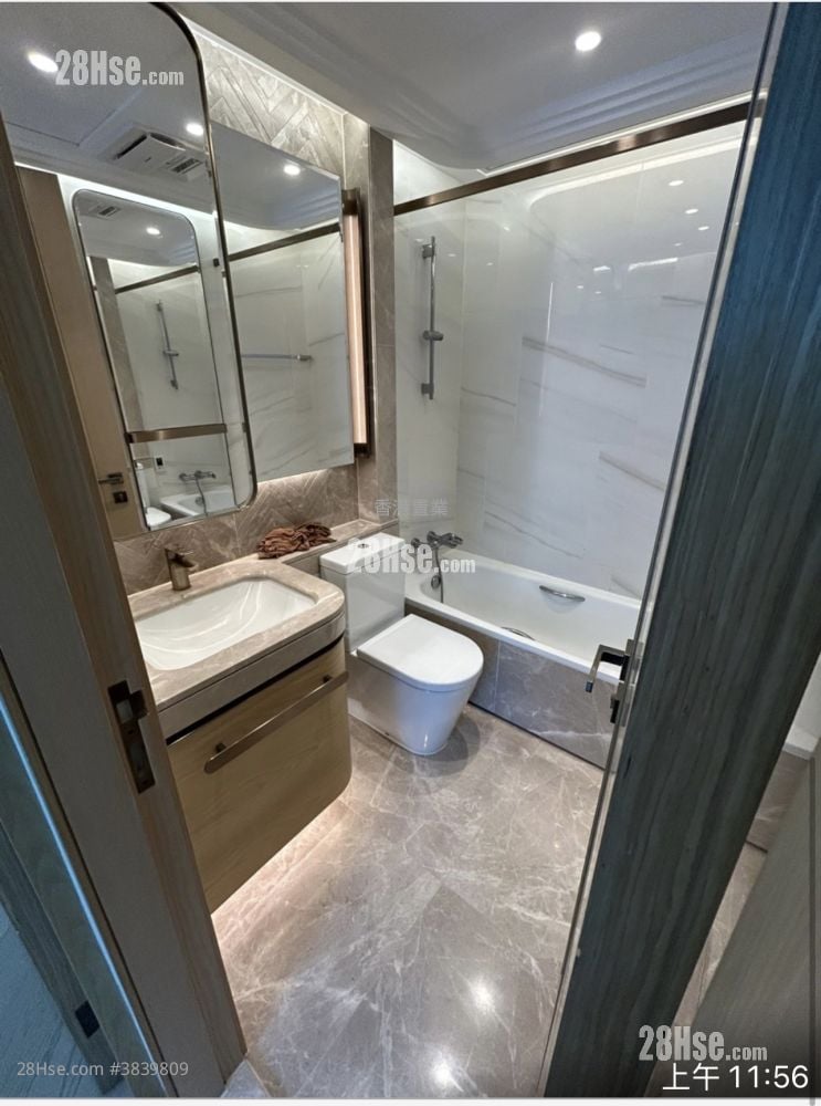 Grand Central Rental 2 Bedrooms 583 ft²