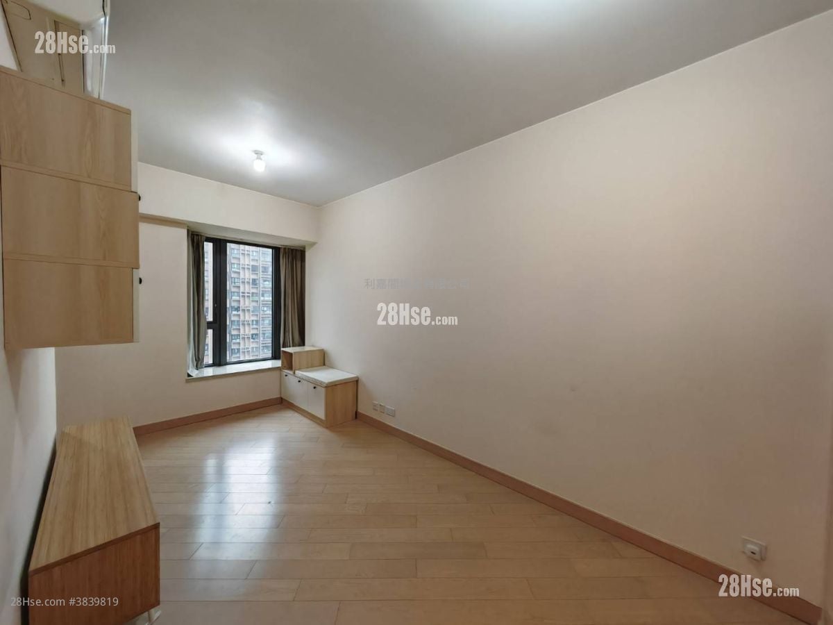 Grand Yoho Rental 2 Bedrooms 498 ft²