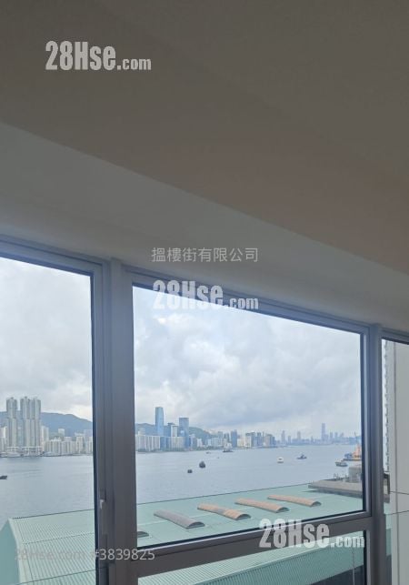 The Coast Line Sell 723 ft²