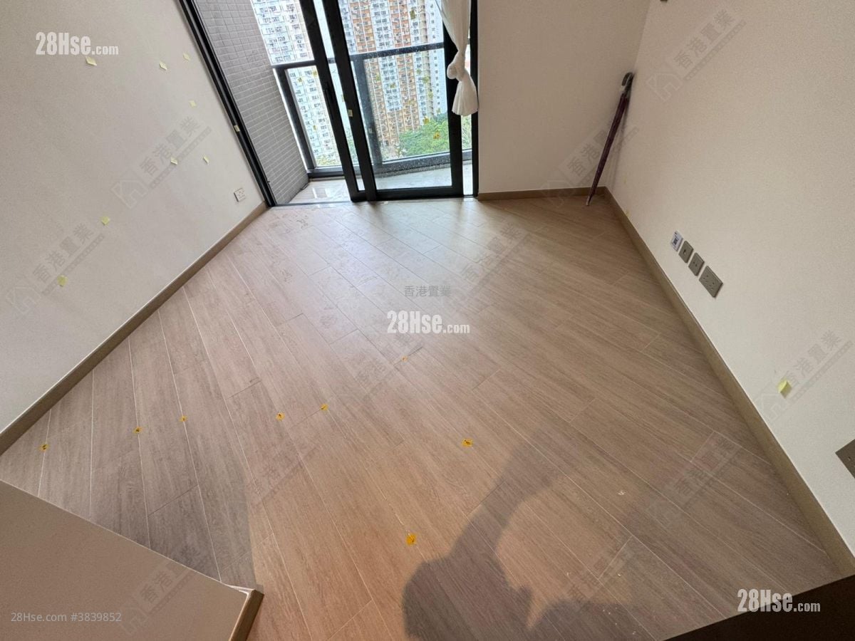 Uptown East Sell 287 ft²