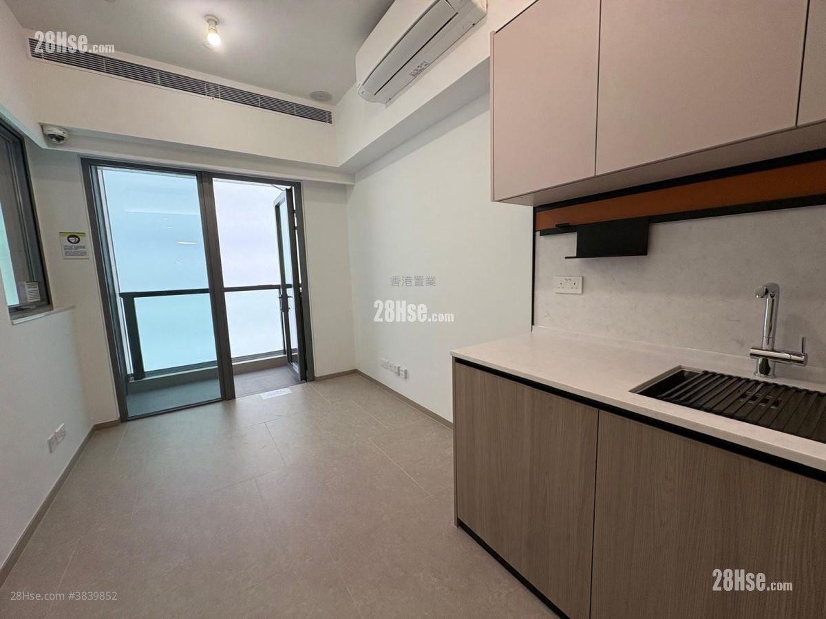 Uptown East Sell 287 ft²