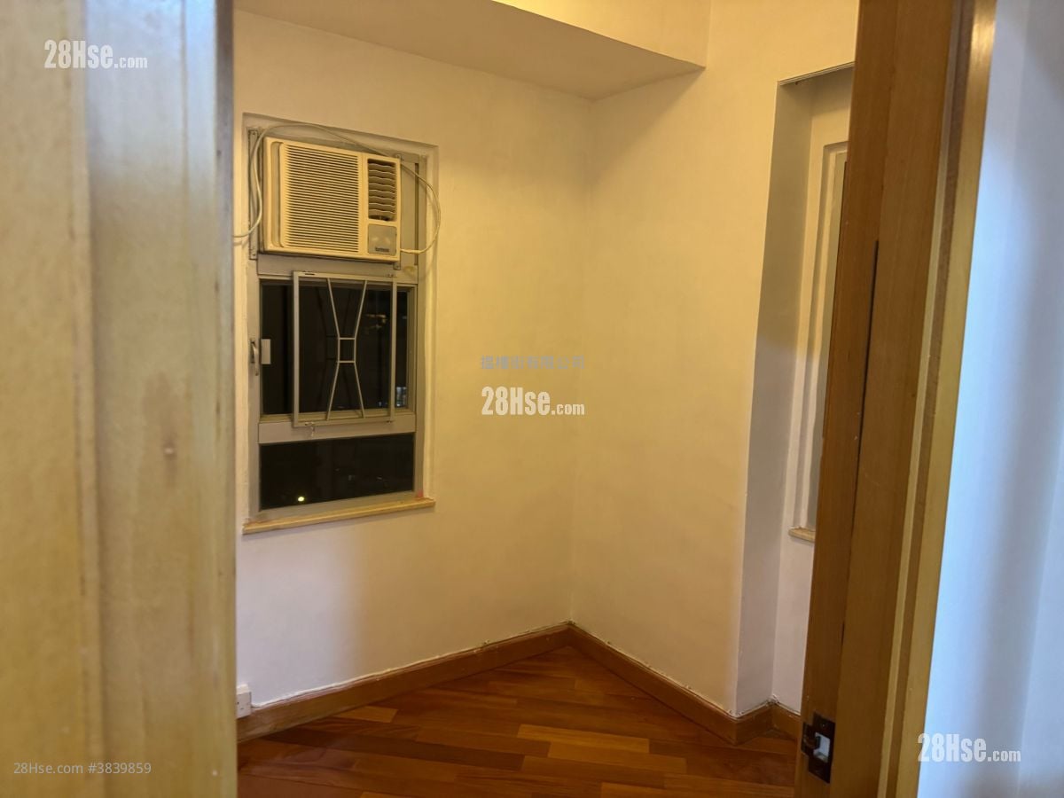 Tsuen Tak Garden Sell 2 Bedrooms 341 ft²