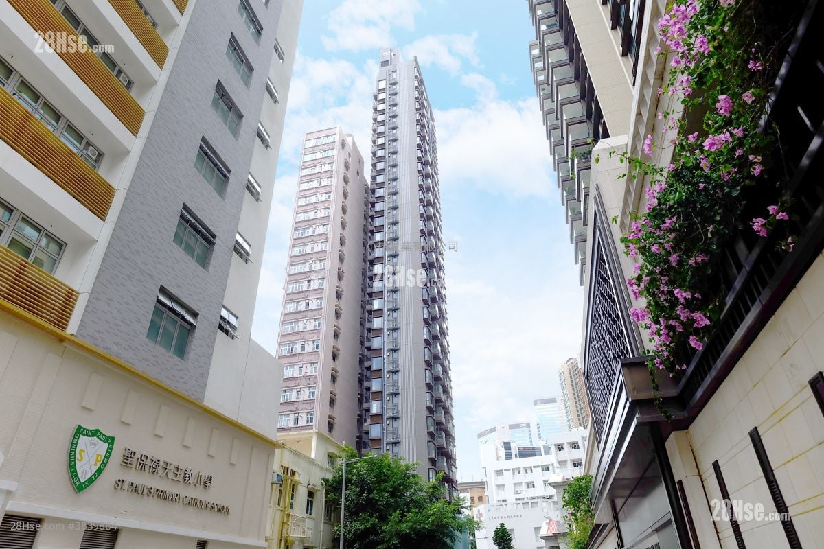 大廈外觀: Tagus Residences 租盤 2 房 , 1 浴室 450 平方呎