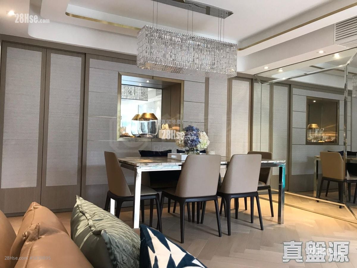 Skyview Cliff Sell 3 Bedrooms , 2 Bathrooms 883 ft²