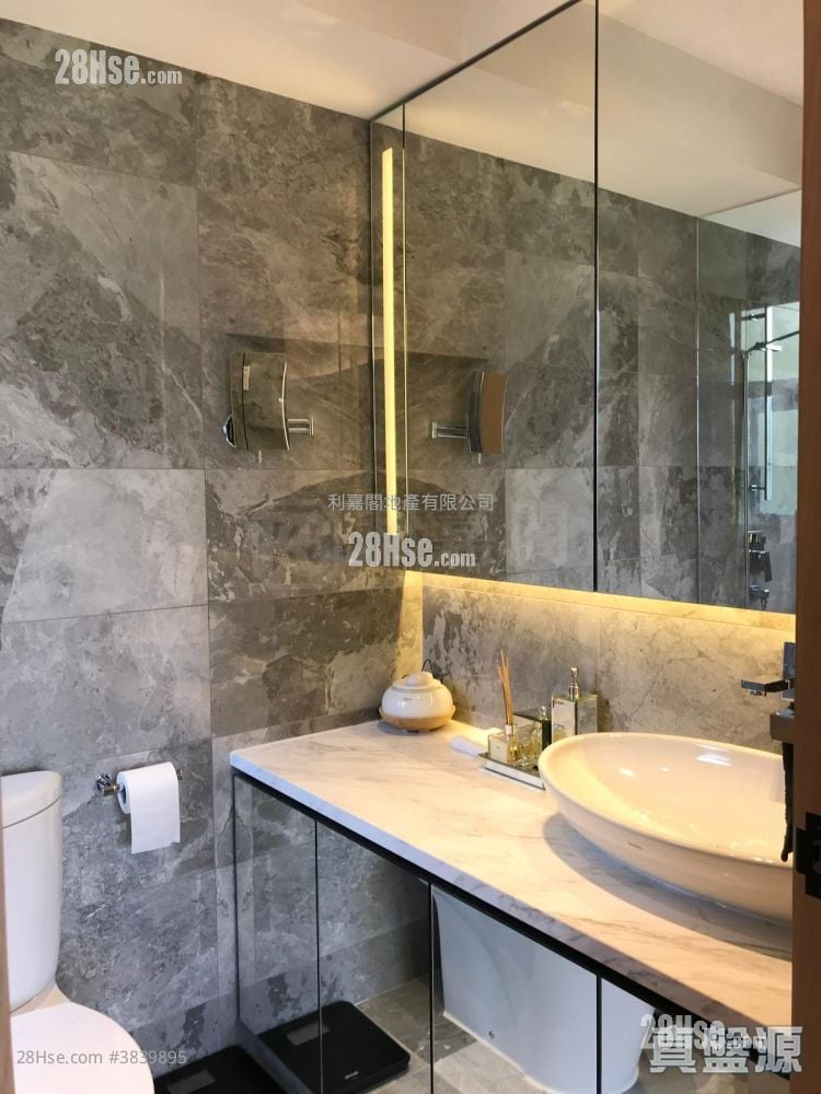Skyview Cliff Sell 3 Bedrooms , 2 Bathrooms 883 ft²