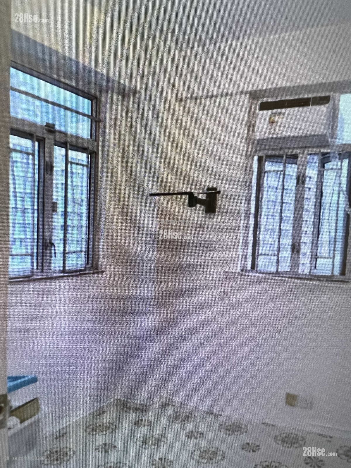 Hoover Court Sell 290 ft²