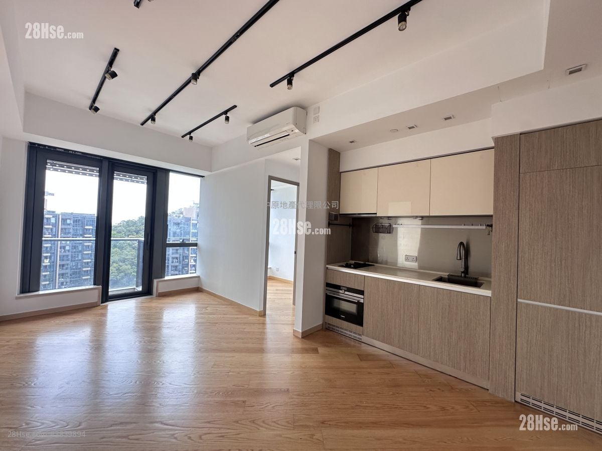 The Regent Rental 583 ft²