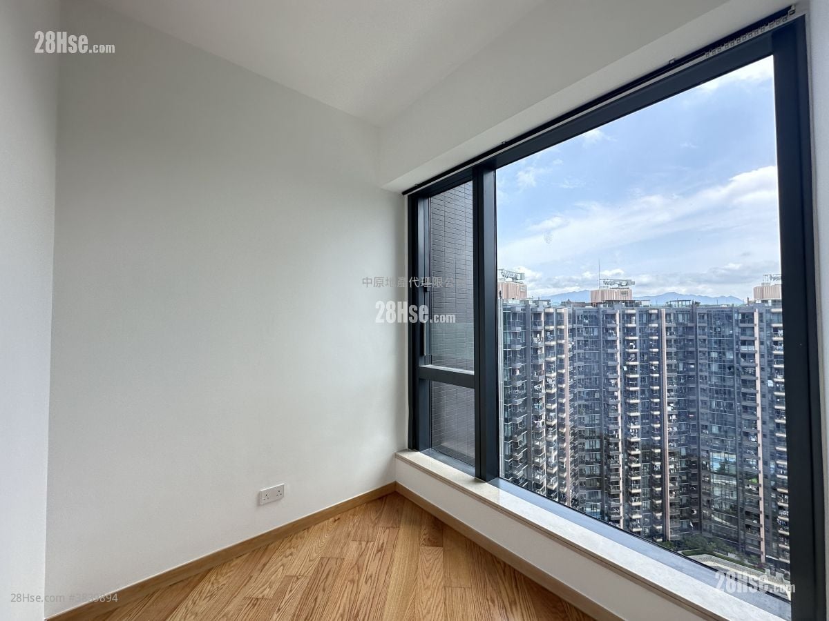 The Regent Rental 583 ft²