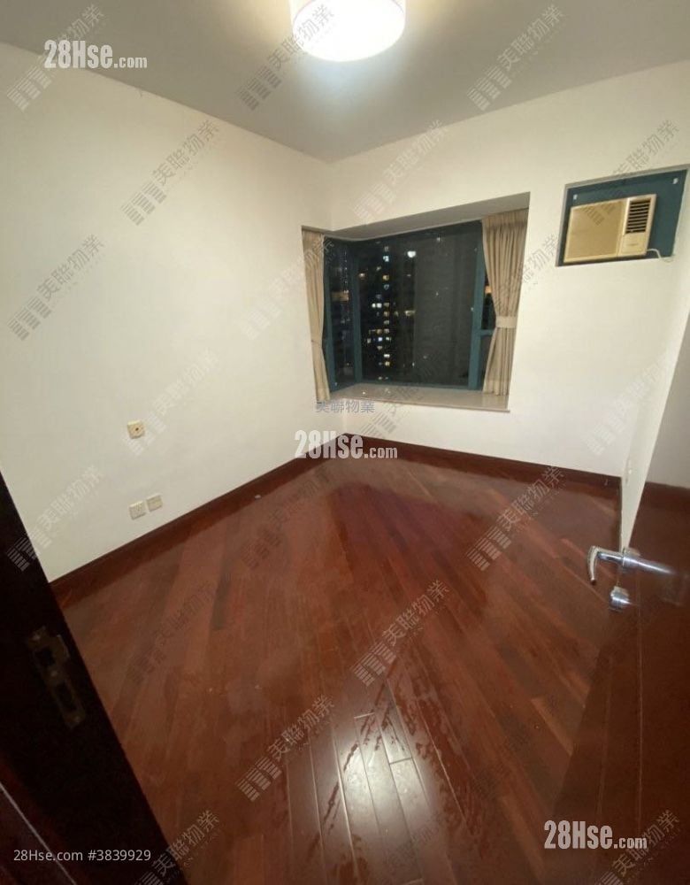 The Long Beach Sell 2 Bedrooms 549 ft²