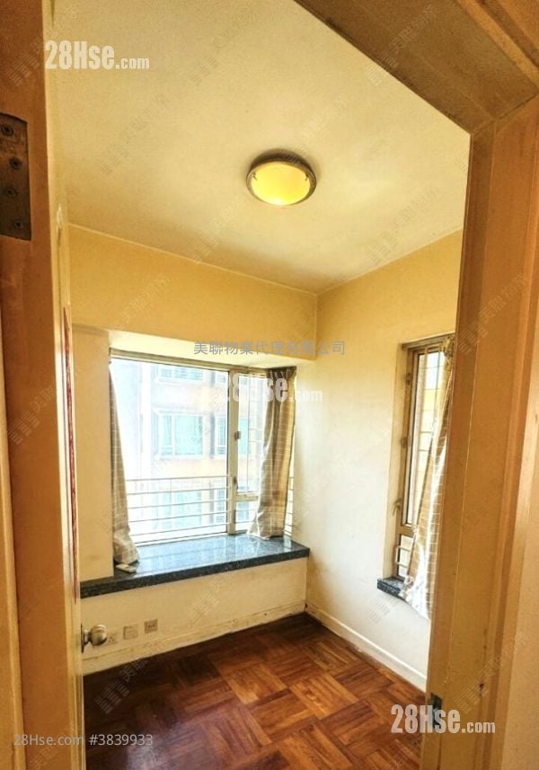 La Cite Noble Sell 2 Bedrooms , 1 Bathroom 434 ft²