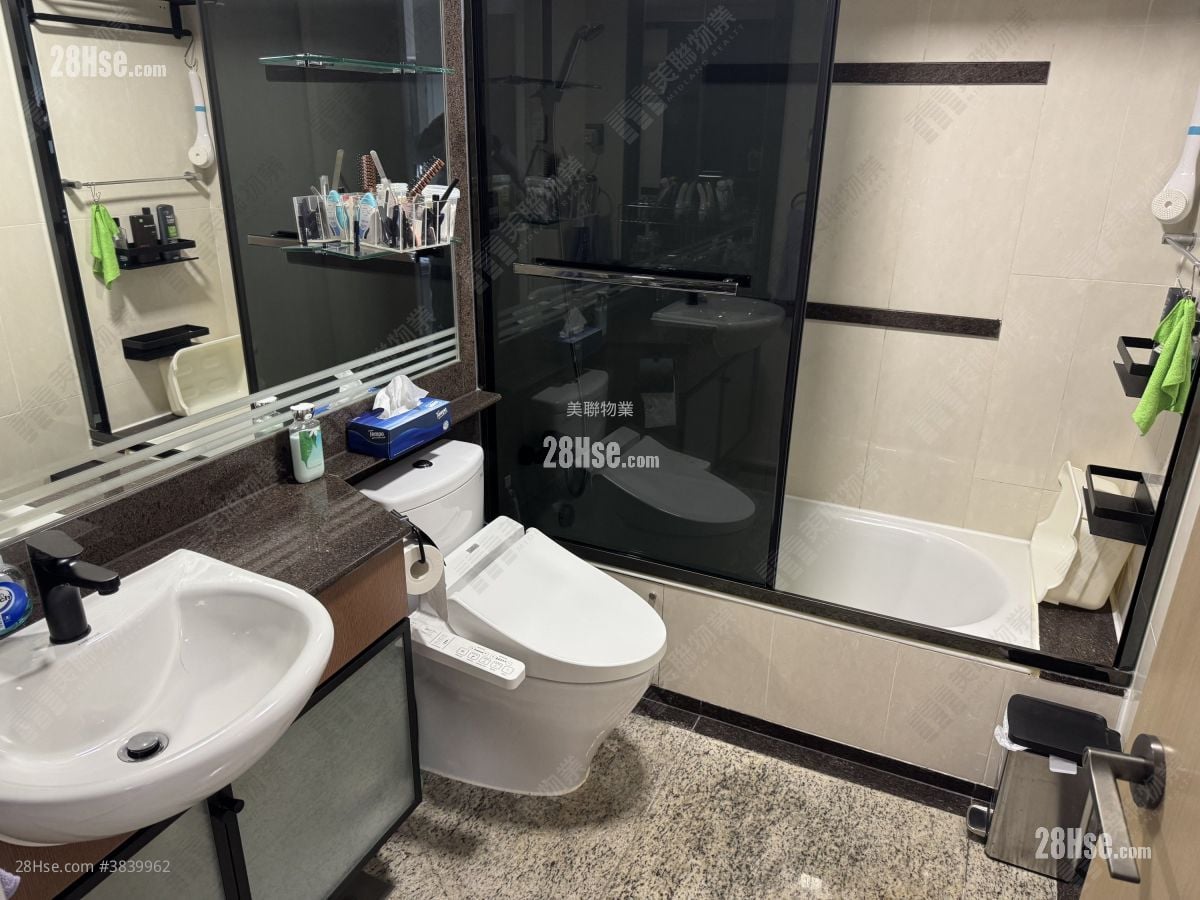 The Grandiose Sell 3 Bedrooms , 2 Bathrooms 787 ft²