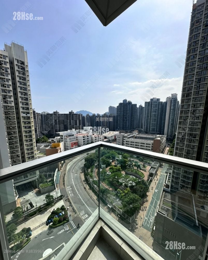 Savannah Sell 2 Bedrooms , 1 Bathroom 448 ft²