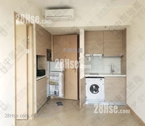 Commune Modern Sell Studio , 1 Bathroom 238 ft²