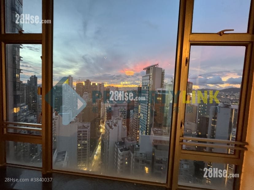 Hollywood Terrace Sell 2 Bedrooms , 1 Bathroom 616 ft²