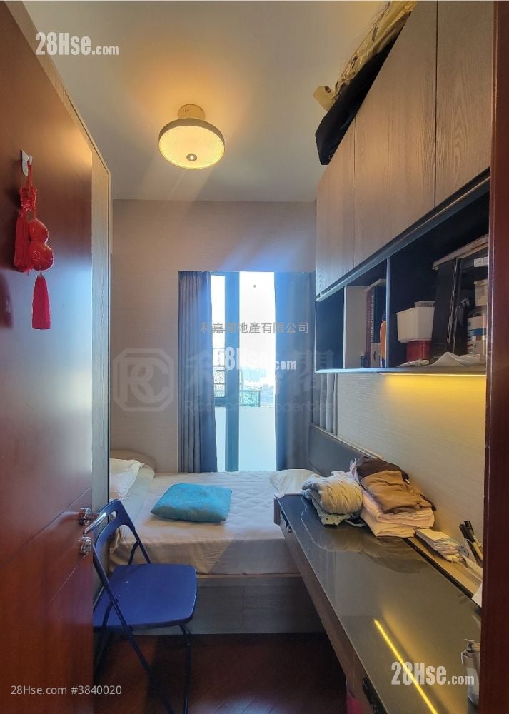 The Long Beach Sell 3 Bedrooms , 3 Bathrooms 1,202 ft²
