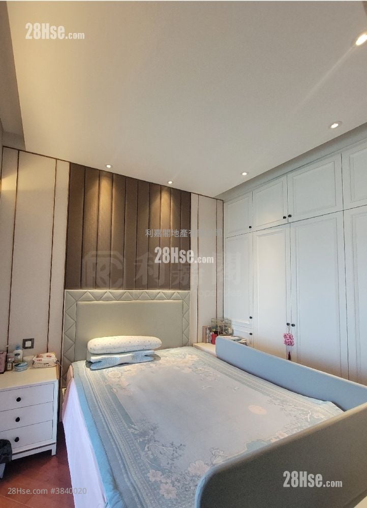 The Long Beach Sell 3 Bedrooms , 3 Bathrooms 1,202 ft²
