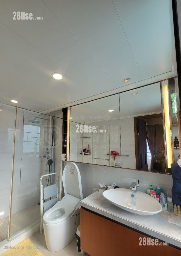 The Long Beach Sell 3 Bedrooms , 3 Bathrooms 1,202 ft²