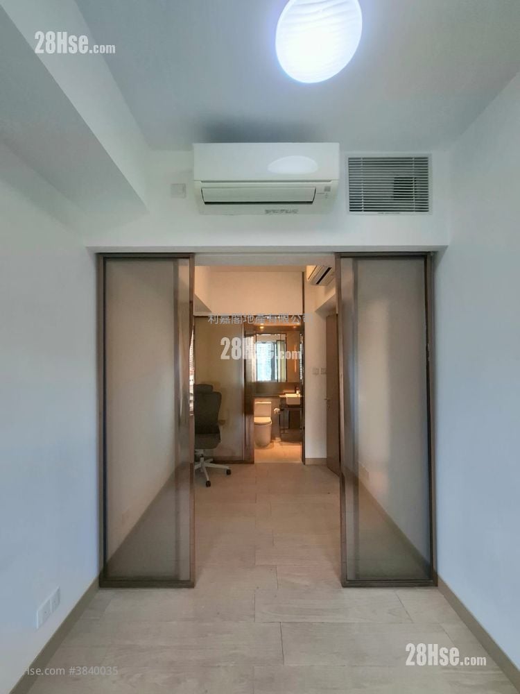 Century Link Rental 1 Bedroom , 1 Bathroom 408 ft²