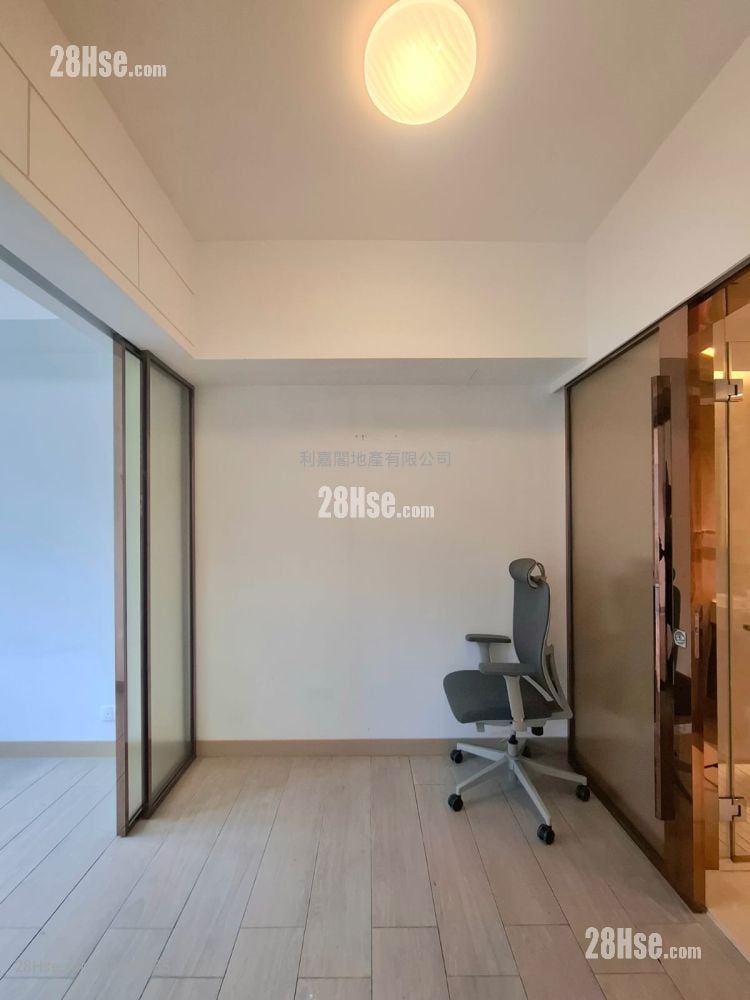Century Link Rental 1 Bedroom , 1 Bathroom 408 ft²