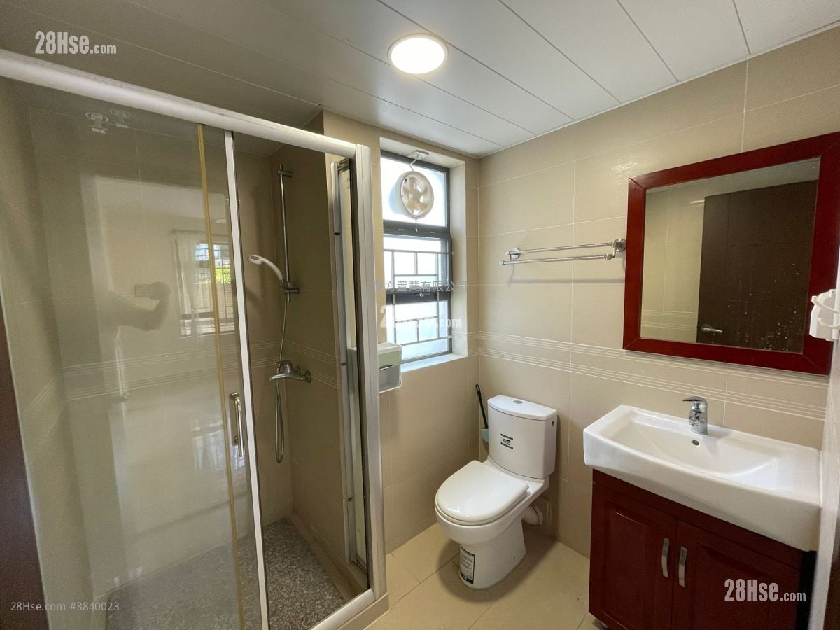 Village Sell 3 Bedrooms , 1 Bathroom 700 ft²