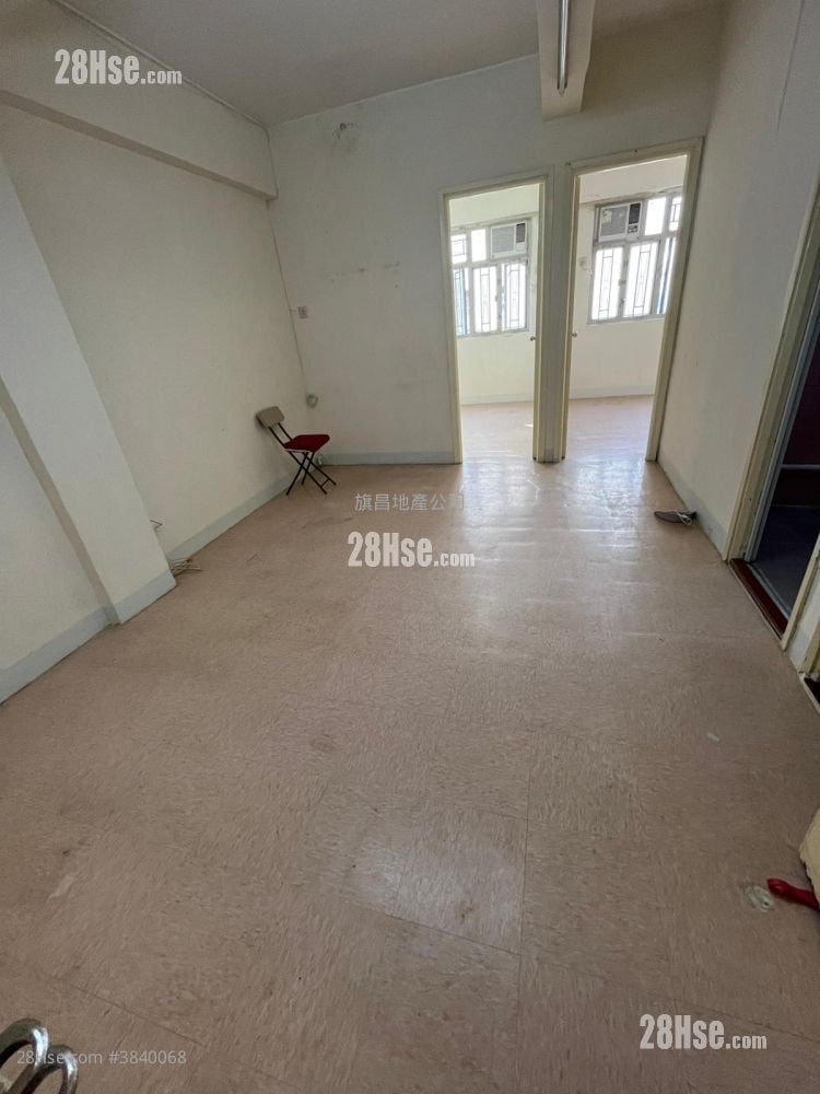 Apartment Rental 2 Bedrooms , 1 Bathroom 397 ft²