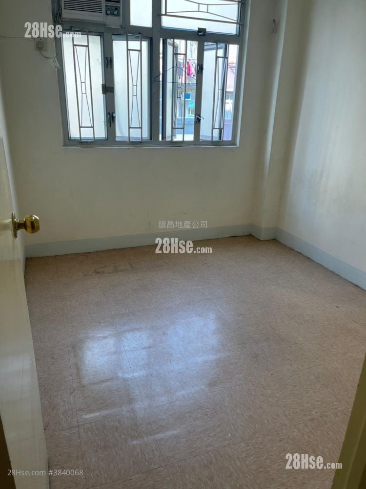 Apartment Rental 2 Bedrooms , 1 Bathroom 397 ft²