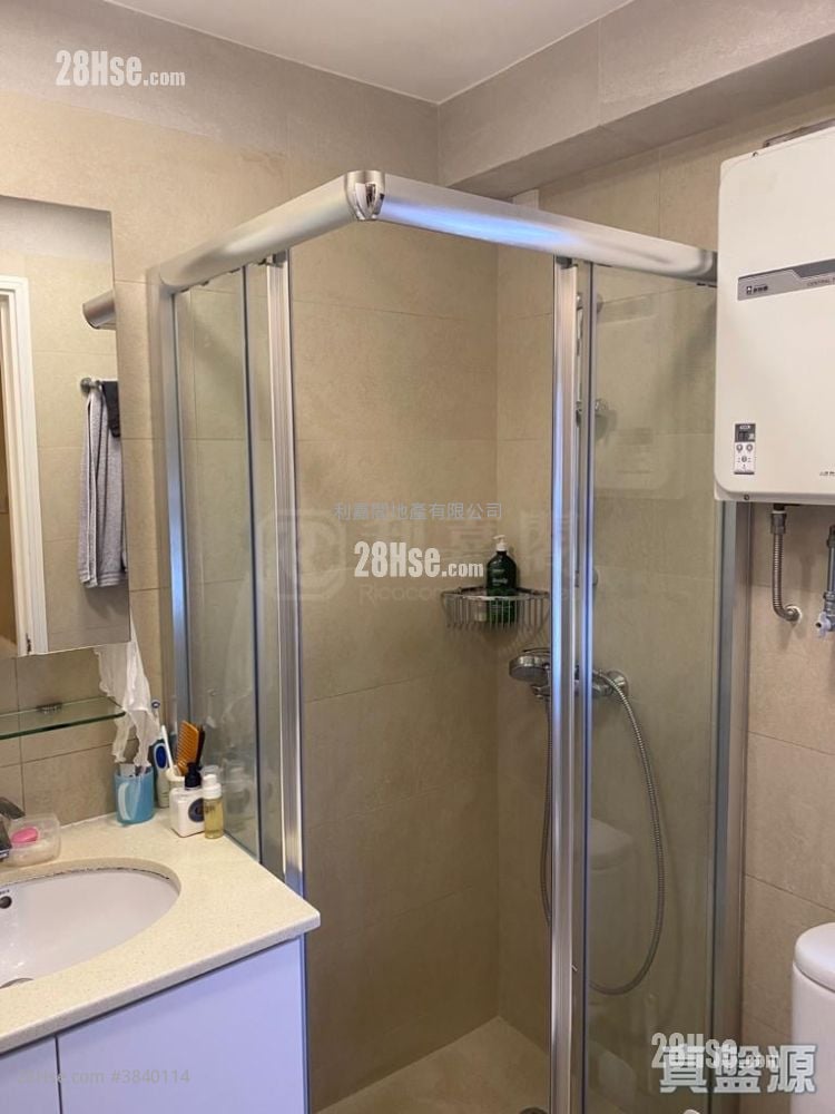 Maiden Court Sell 2 Bedrooms 717 ft²