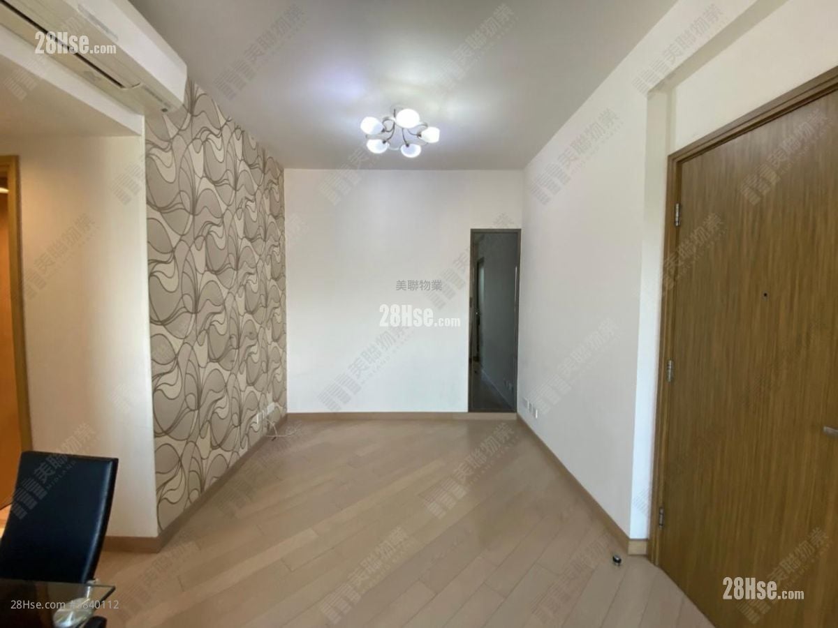 Century Gateway Sell 3 Bedrooms , 1 Bathroom 567 ft²