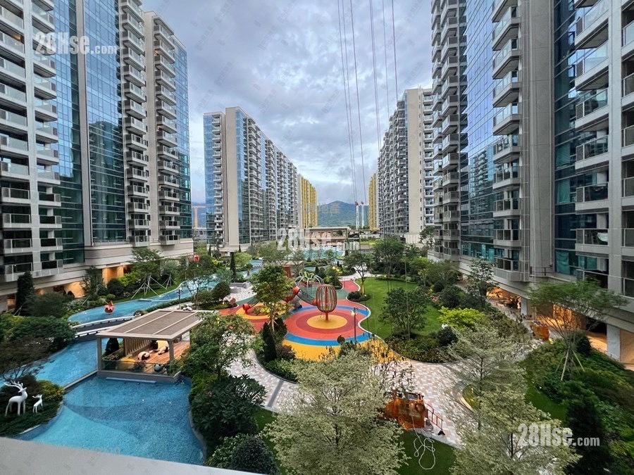 Grand Mayfair  Sell 3 Bedrooms 668 ft²