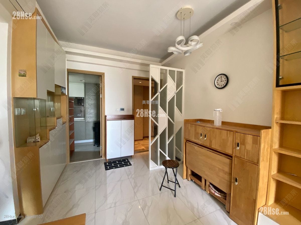 Alto Residences Rental 3 Bedrooms , 2 Bathrooms 629 ft²