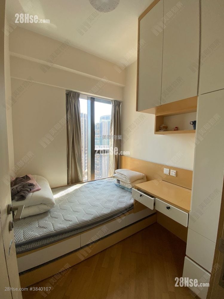 Alto Residences Rental 3 Bedrooms , 2 Bathrooms 629 ft²