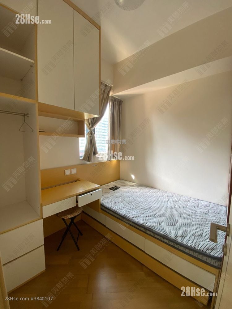Alto Residences Rental 3 Bedrooms , 2 Bathrooms 629 ft²