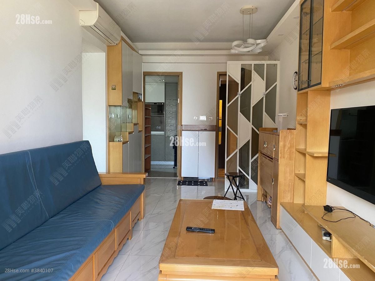 Alto Residences Rental 3 Bedrooms , 2 Bathrooms 629 ft²