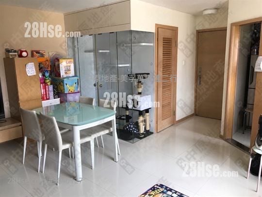 Mei Foo Sun Chuen Sell 3 Bedrooms 748 ft²