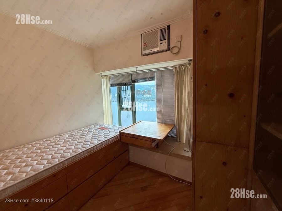 Vista Paradiso Sell 3 Bedrooms 788 ft²