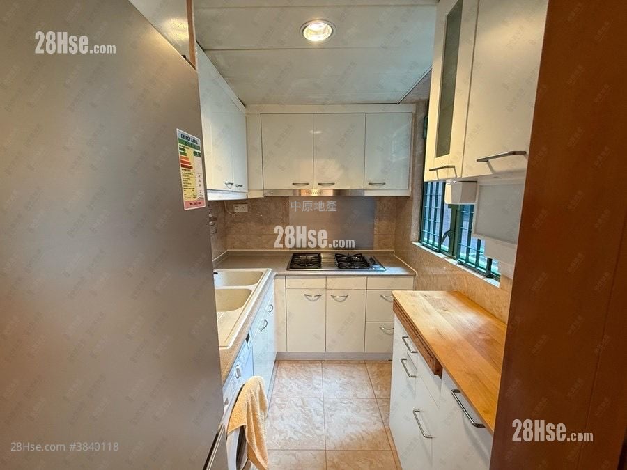 Vista Paradiso Sell 3 Bedrooms 788 ft²