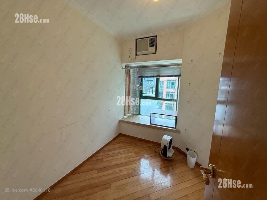Vista Paradiso Sell 3 Bedrooms 788 ft²