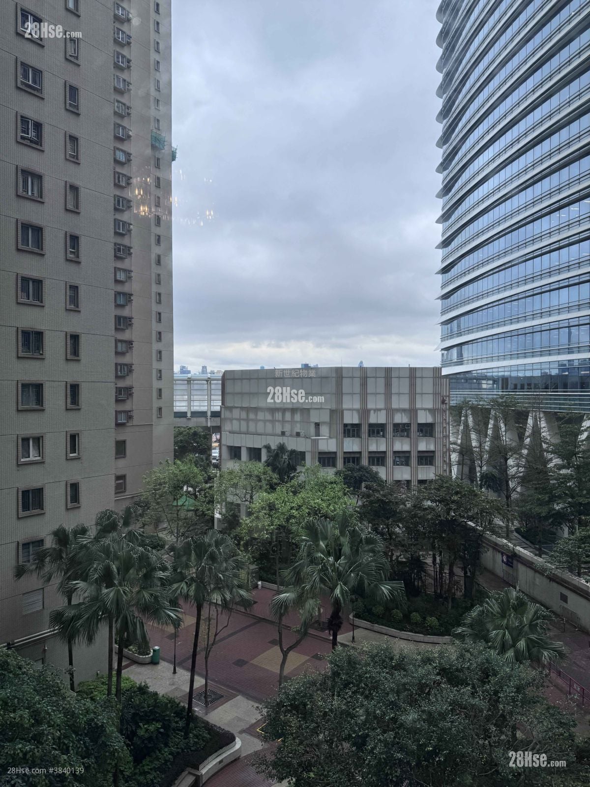 海峯园 售盘 3 房 , 2 浴室 857 平方尺