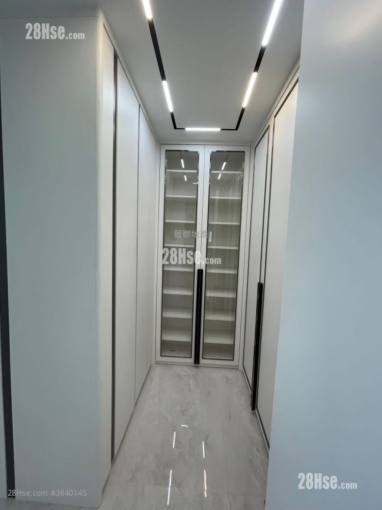 Double Cove Sell 3 Bedrooms , 2 Bathrooms 767 ft²