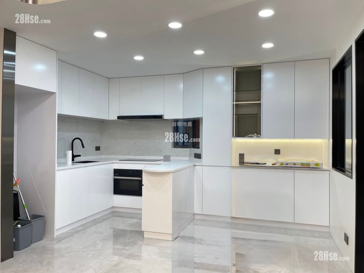 Double Cove Sell 3 Bedrooms , 2 Bathrooms 767 ft²