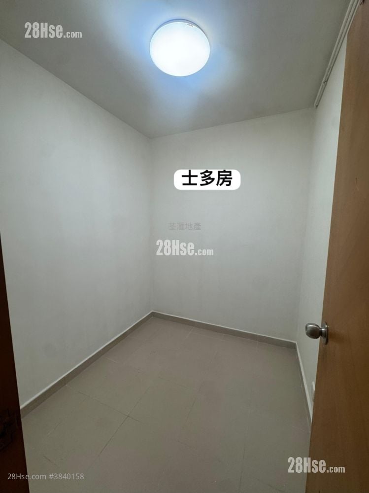 荃灣中心 租盤 2 房 , 1 浴室 329 平方呎