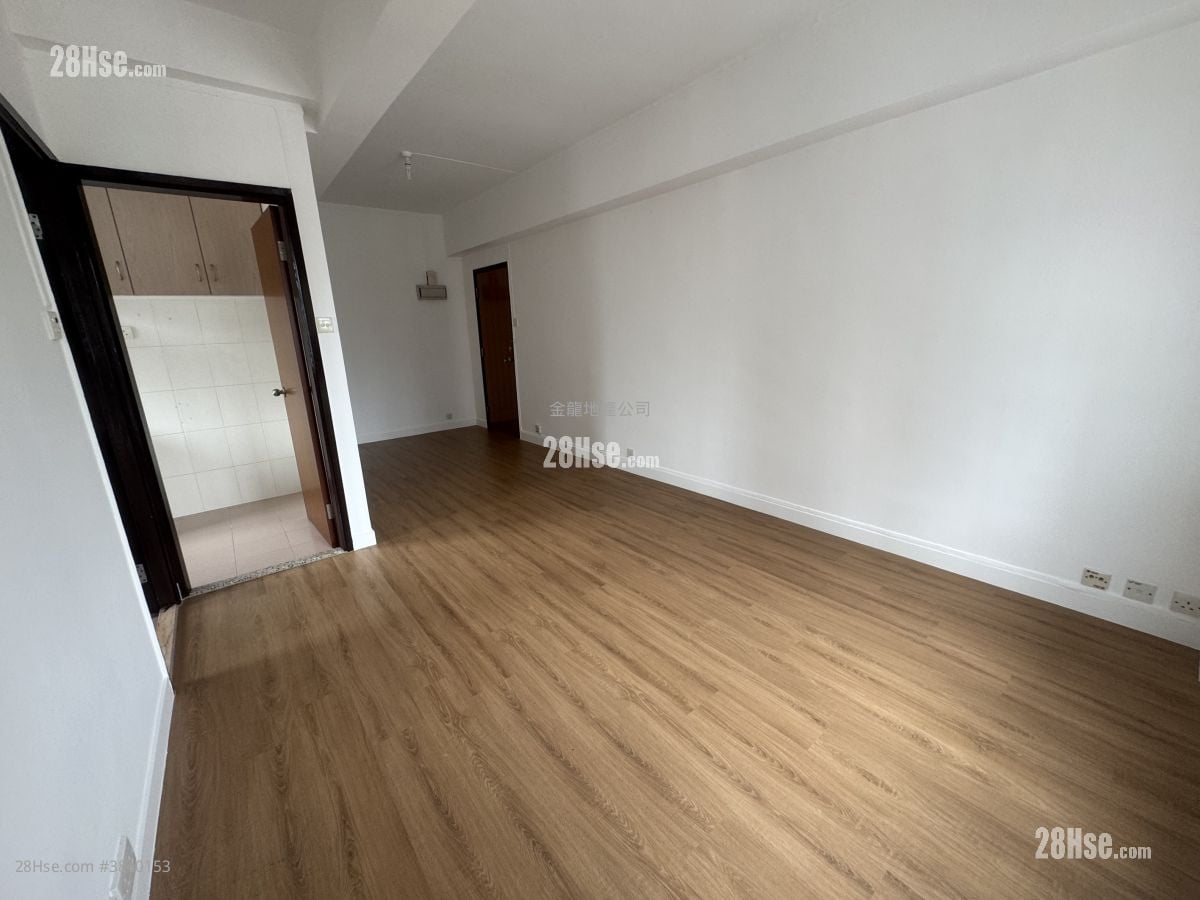 Apartment Rental 2 Bedrooms , 1 Bathroom 464 ft²
