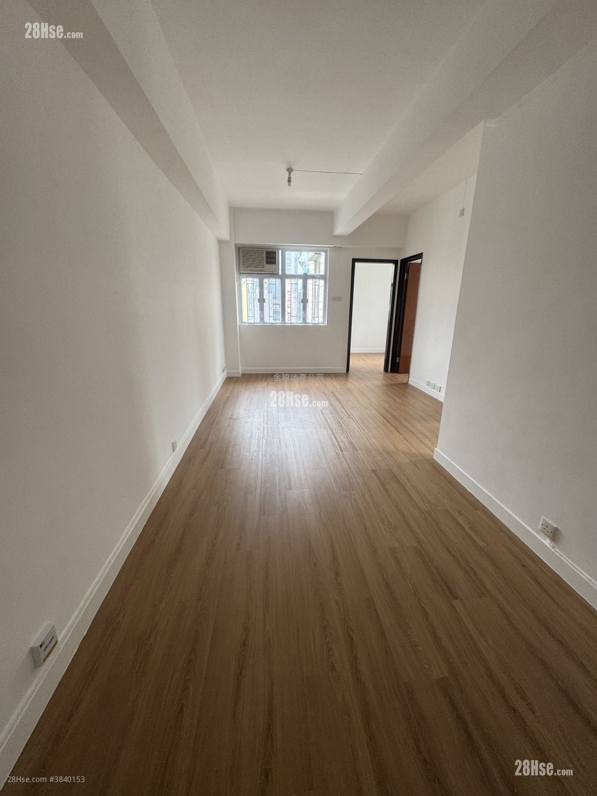 Apartment Rental 2 Bedrooms , 1 Bathroom 464 ft²